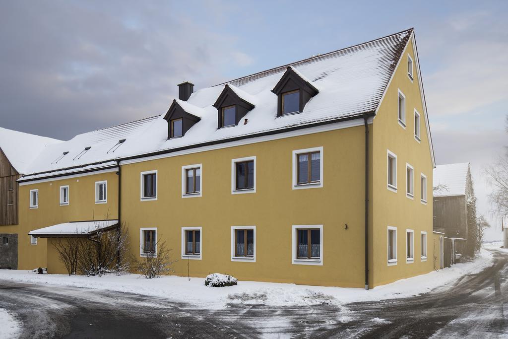 Fischhof Beer Hotel Mitterteich Exterior foto